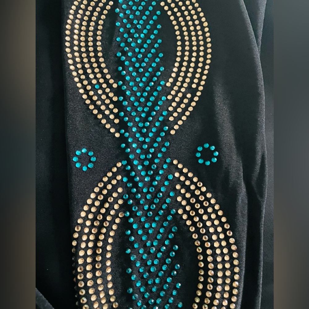 Designer abaya - Picture 3 of 9